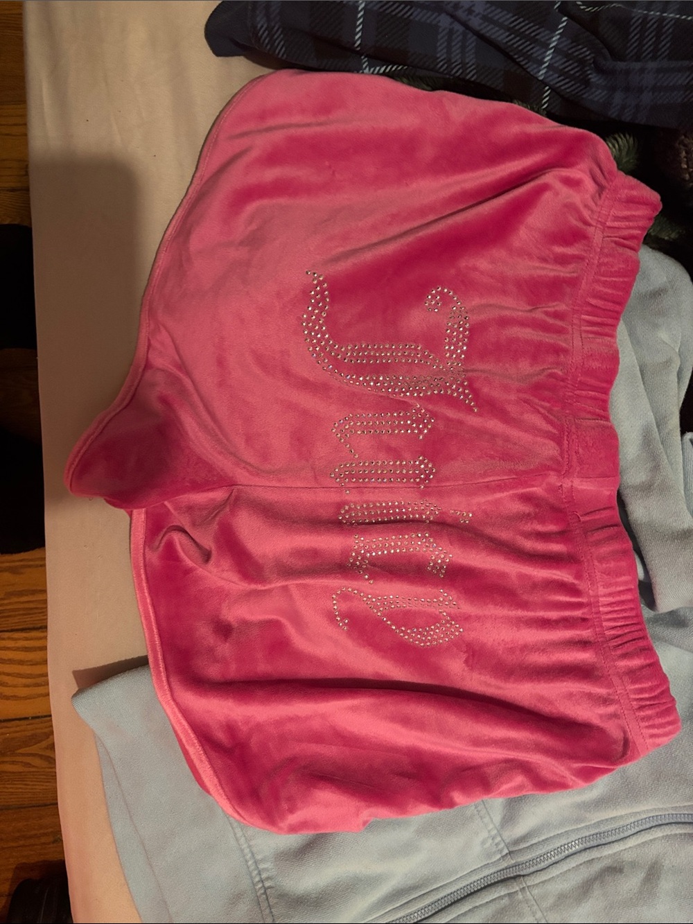 Juicy Couture 4-Pack Lounge Shorts in Black, Light Pink, White, Hot Pink - Picture 2 of 5